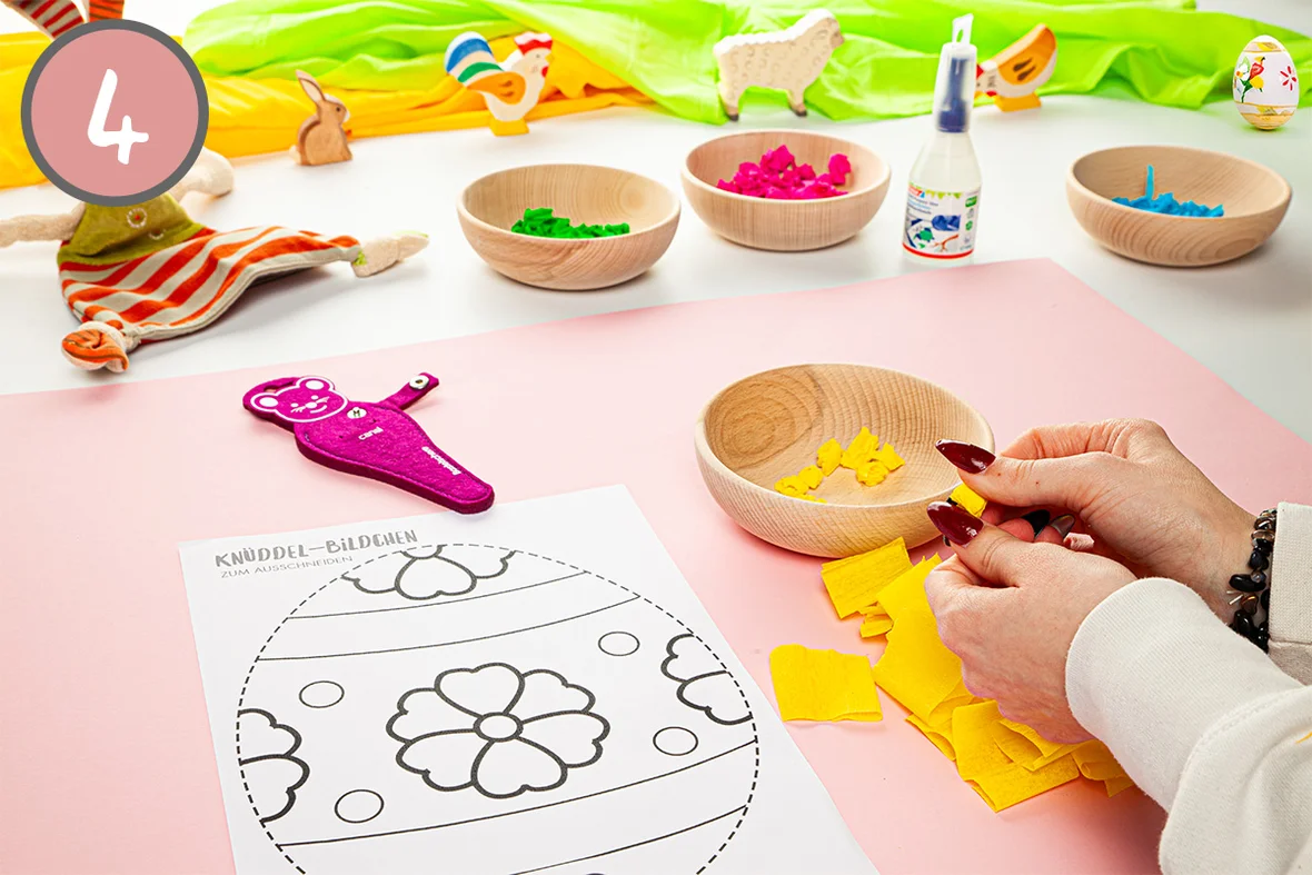 Schritt 4 Krepppapier zu Kugeln formen