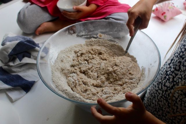 Sauerteig zubereiten