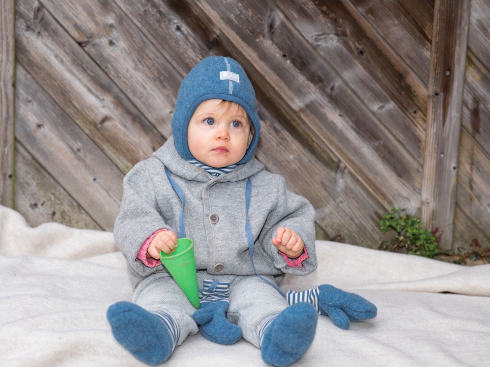 Kuschelige Mütze für Babys und Kinder