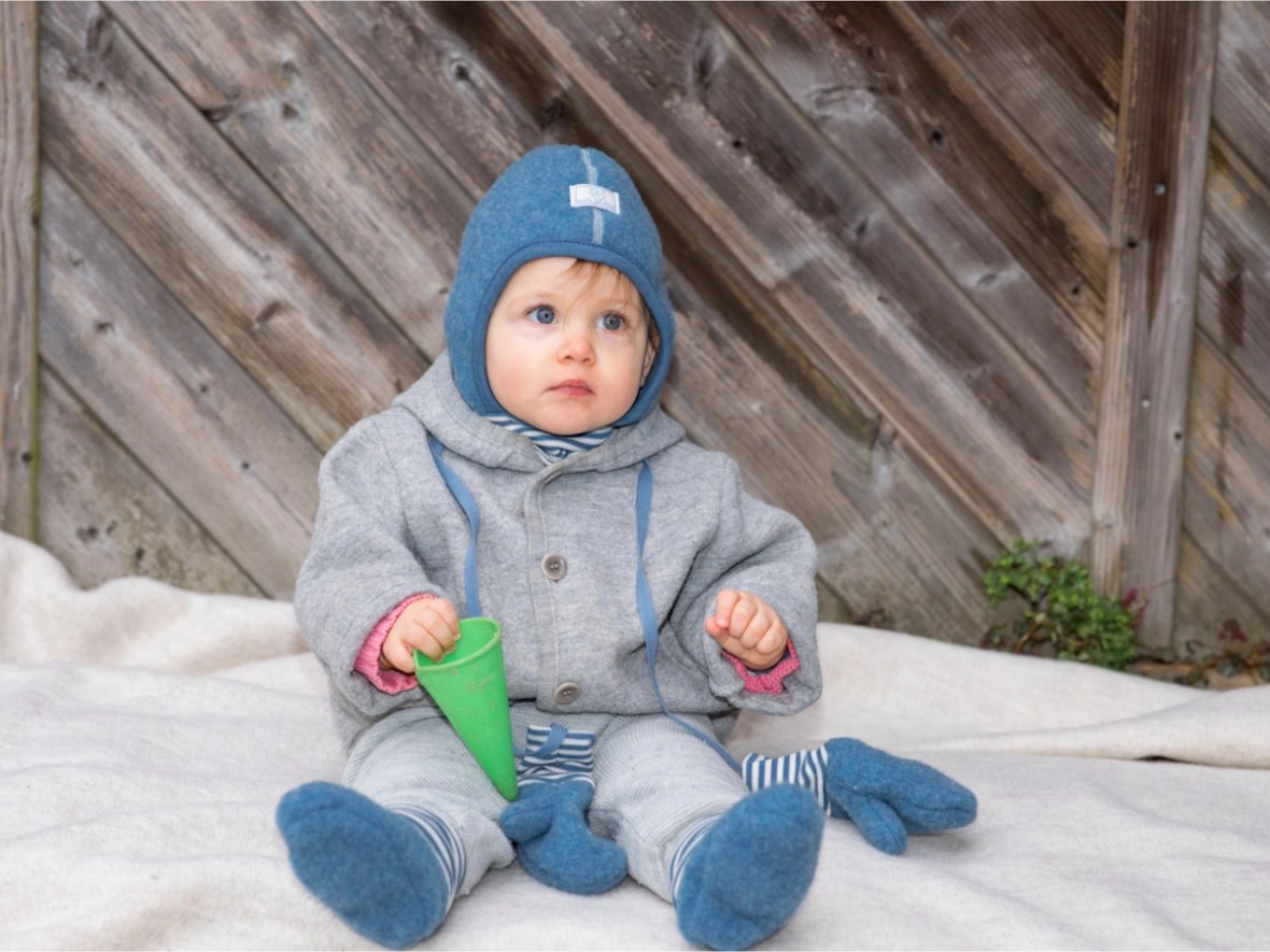 Kuschelige Mütze für Babys und Kinder