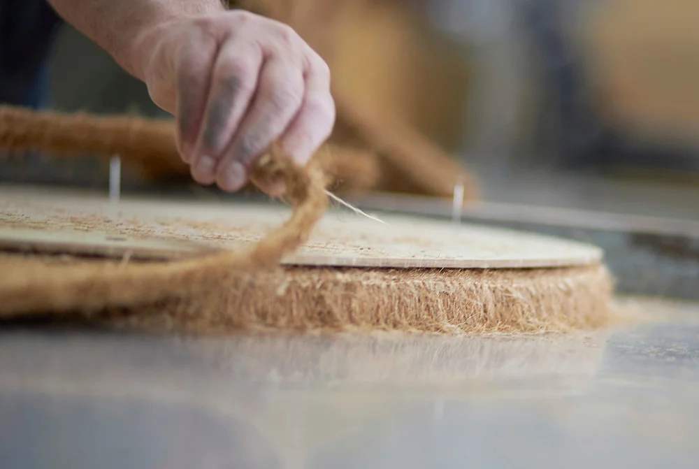 Verarbeitung eines Kokosfasernkernes