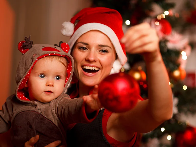 DAS ERSTE WEIHNACHTEN MIT BABY