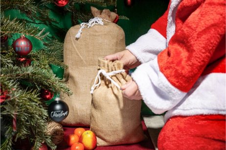 Schenken mit gutem Gefühl: Jutebeutel statt Papier-Berge