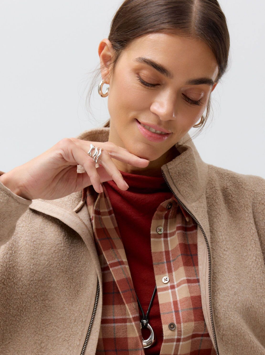 PEOPLE WEAR ORGANIC