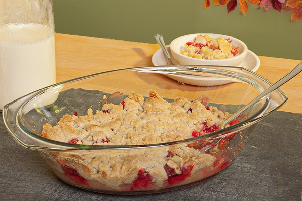 Apple Crumble mit Vanillesoße