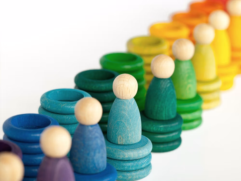 Hochwertiges Holzspielzeug - Spielen mit allen Sinnen